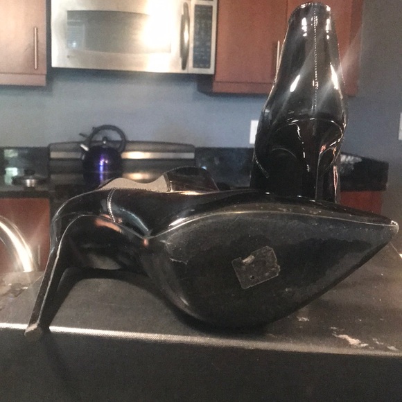 Chelsea Patent booties - Picture 5 of 6